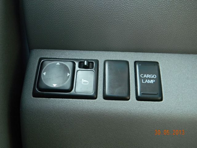 Nissan Frontier 2009 photo 12