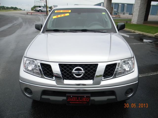 Nissan Frontier 2009 photo 24