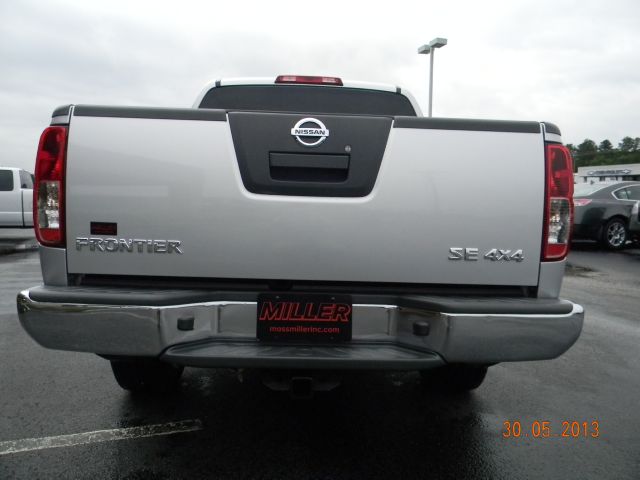 Nissan Frontier 2009 photo 5