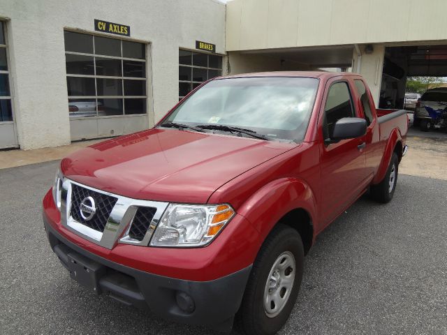 Nissan Frontier 2009 photo 2