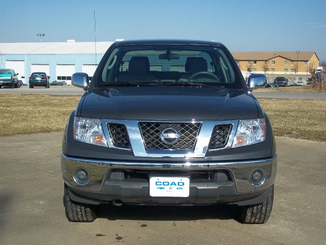 Nissan Frontier 2010 photo 1
