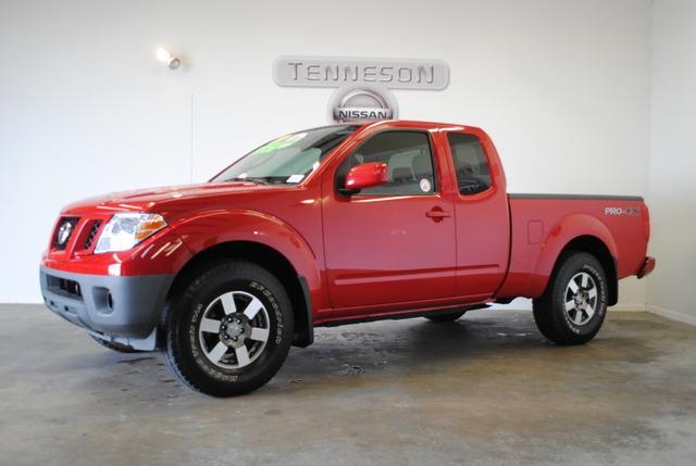 Nissan Frontier 2010 photo 1