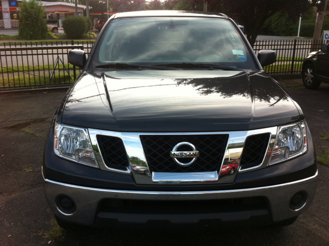 Nissan Frontier 2010 photo 4