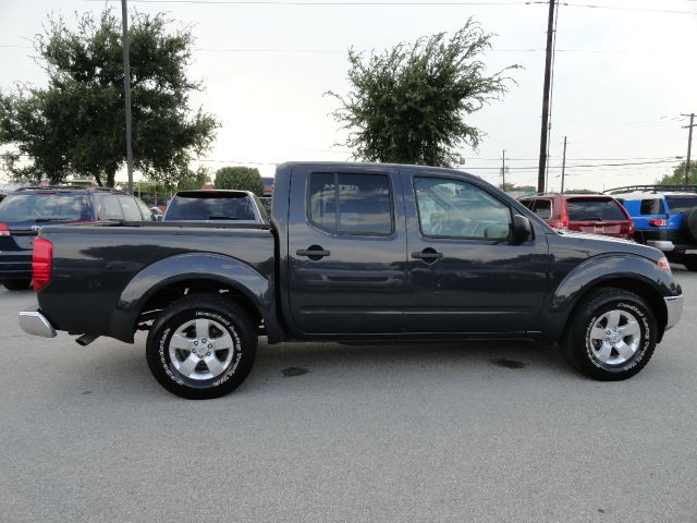 Nissan Frontier SLE Z71 Crew Cab Short Bed 4X4 Pickup Truck