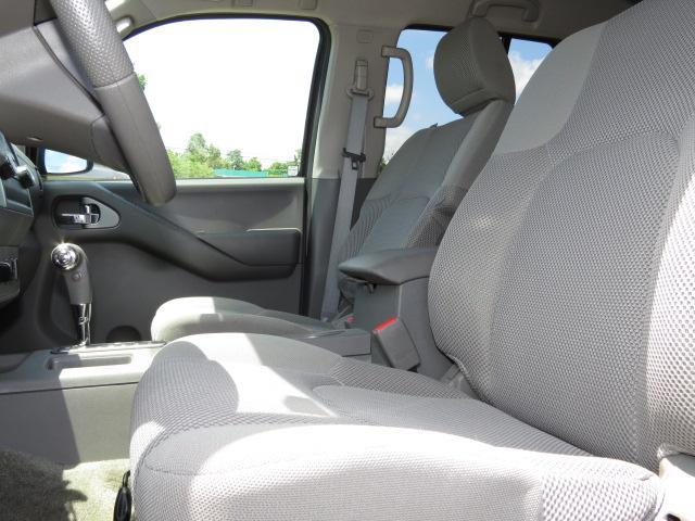 Nissan Frontier ACC CAB 4WD V6 Pickup Truck