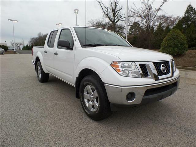 Nissan Frontier 2011 photo 3