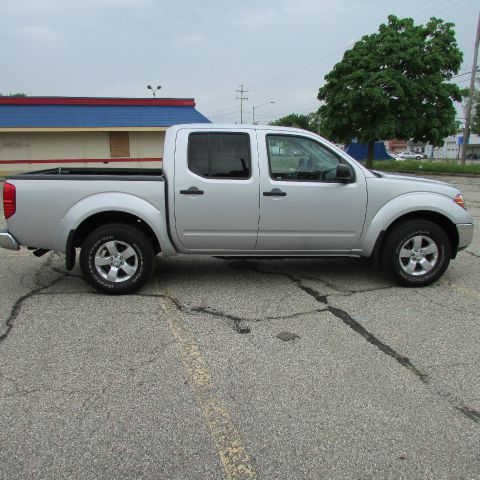 Nissan Frontier Crew Cab Amarillo 4X4 Pickup Truck