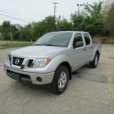 Nissan Frontier 2011 photo 4