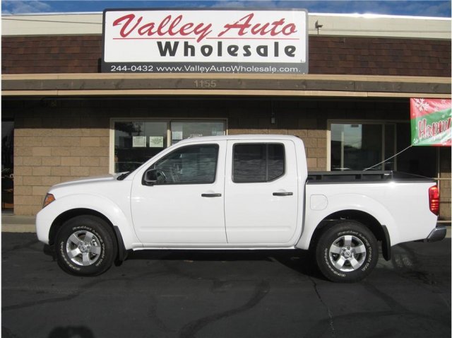 Nissan Frontier 2012 photo 4