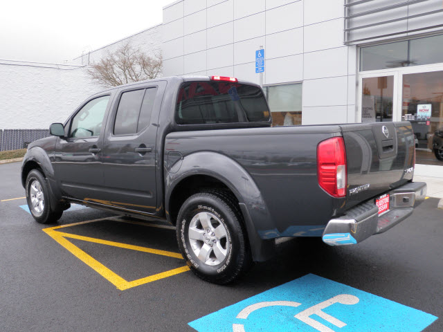 Nissan Frontier LS V6 4DR AWD Unspecified