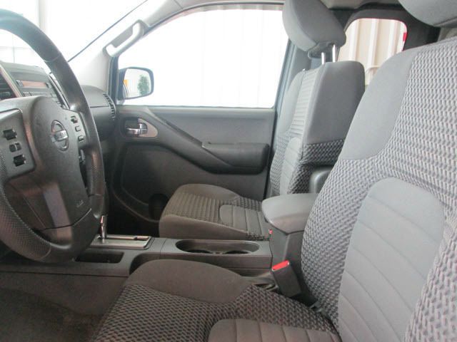 Nissan Frontier SLT 5.7 Hemi W/leather20in Chrome Wheels Pickup Truck