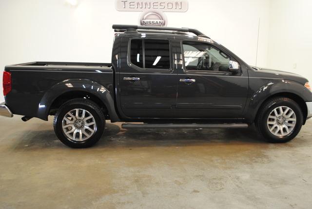 Nissan Frontier 2012 photo 19