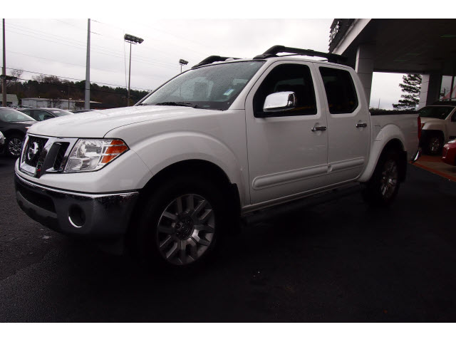 Nissan Frontier 2012 photo 5