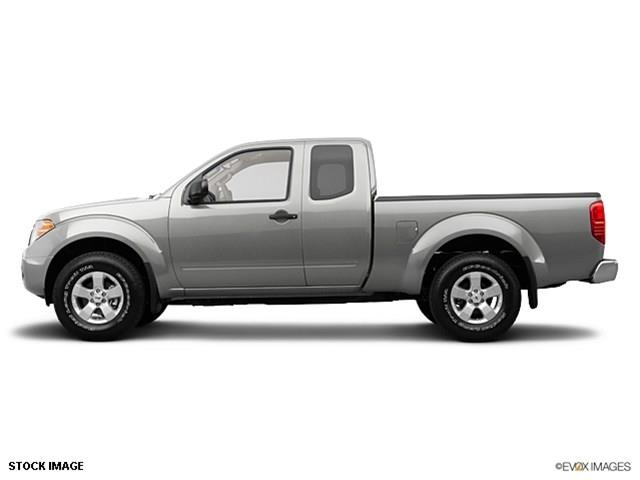 Nissan Frontier 2012 photo 3