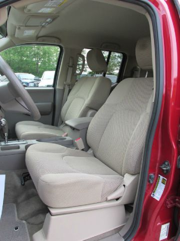 Nissan Frontier 2012 photo 10