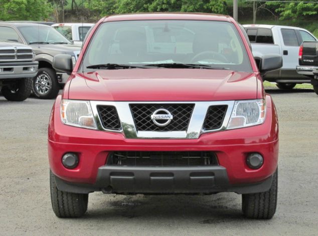 Nissan Frontier 2012 photo 12