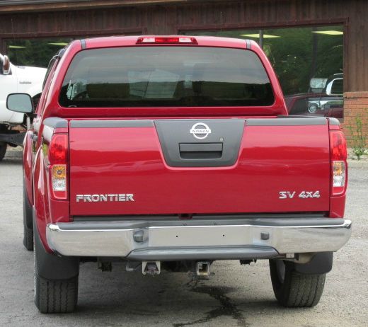 Nissan Frontier 2012 photo 9