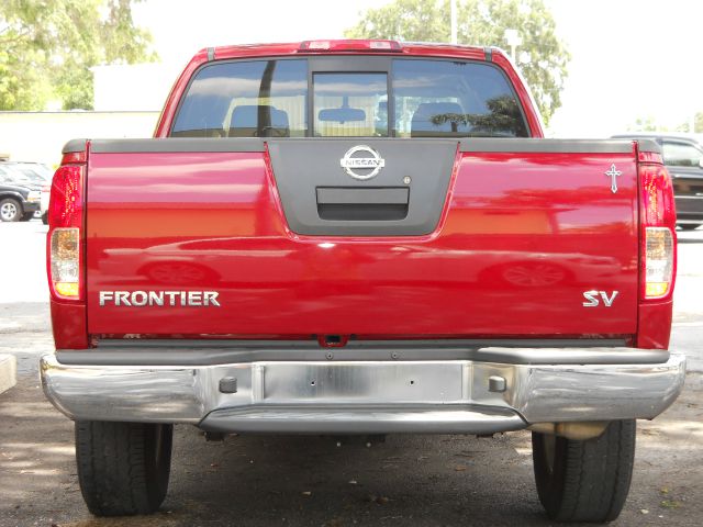 Nissan Frontier 2012 photo 23