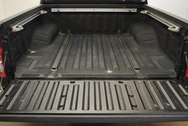 Nissan Frontier 2012 photo 18