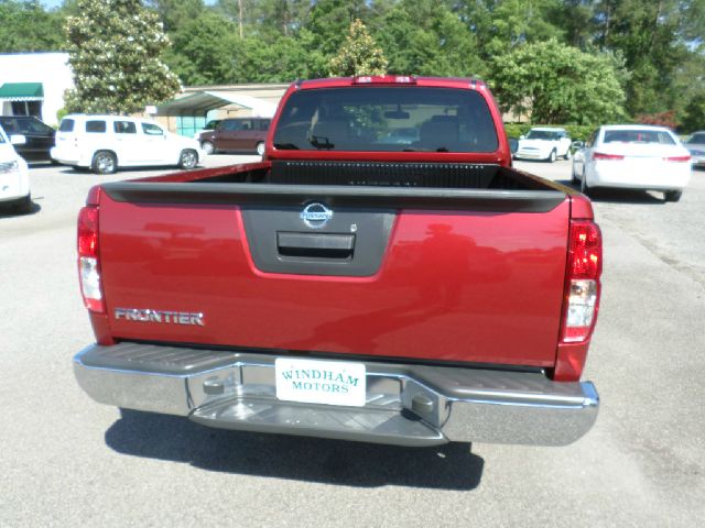 Nissan Frontier C1500 Scottsdale Pickup Truck