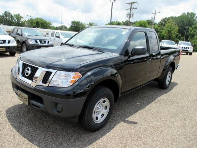 Nissan Frontier 2013 photo 1