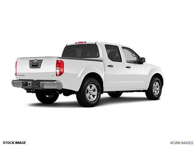Nissan Frontier LS S Pickup Truck