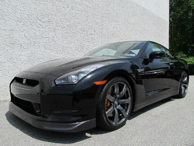 Nissan GT-R 2009 photo 3