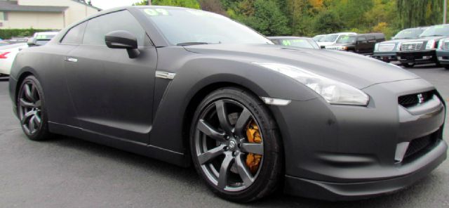 Nissan GT-R 2009 photo 1