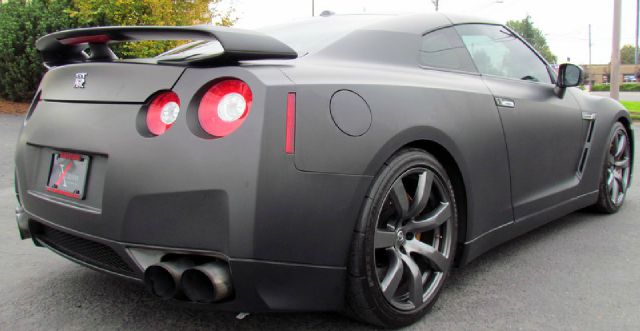 Nissan GT-R 2009 photo 4