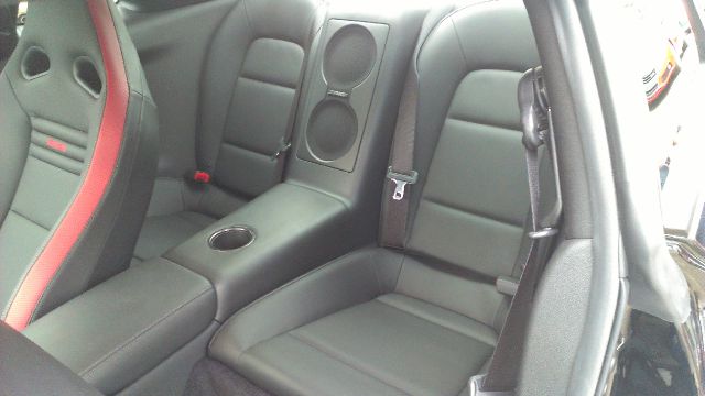 Nissan GT-R 2013 photo 14