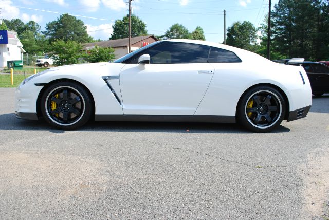 Nissan GT-R 2013 photo 4