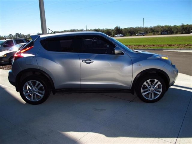 Nissan Juke 2011 photo 3