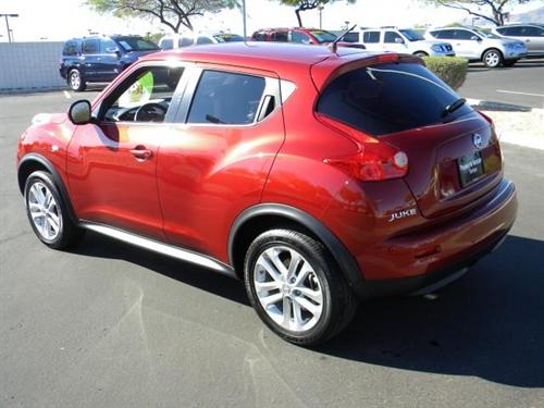 Nissan Juke 2011 photo 3