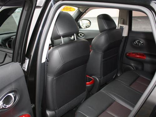 Nissan Juke 2011 photo 4