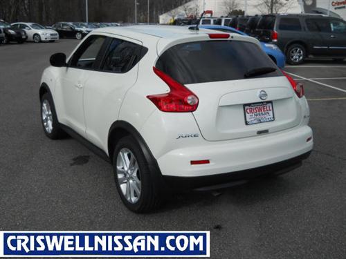 Nissan Juke 2011 photo 1
