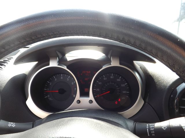 Nissan Juke 2011 photo 5