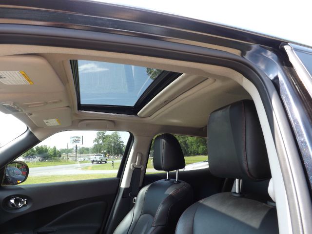 Nissan Juke 2011 photo 7