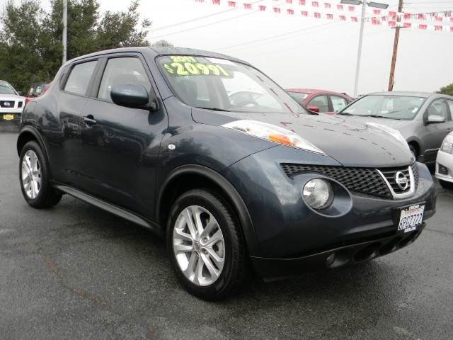 Nissan Juke 2011 photo 1