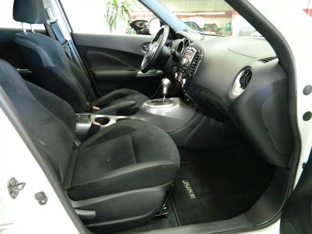 Nissan Juke 2011 photo 4