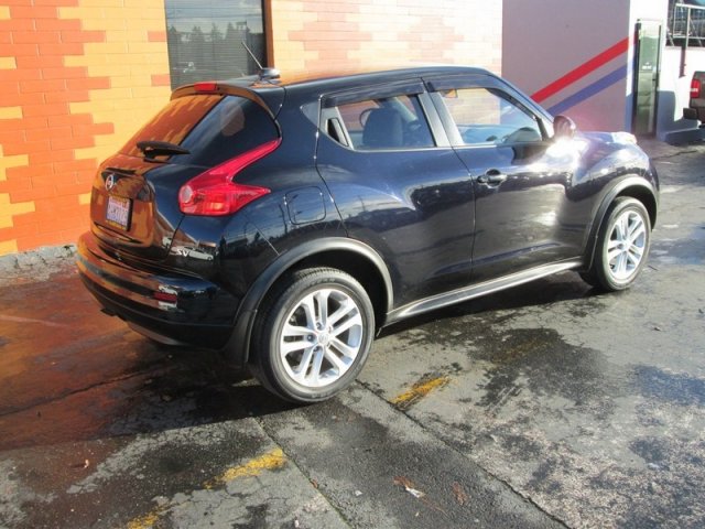 Nissan Juke 2011 photo 2