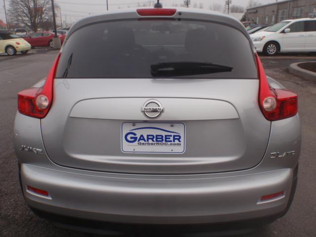 Nissan Juke 2011 photo 3