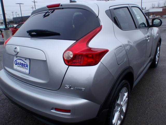 Nissan Juke 2011 photo 5