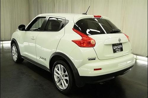 Nissan Juke 2011 photo 4