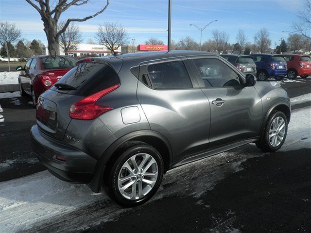 Nissan Juke 2011 photo 1