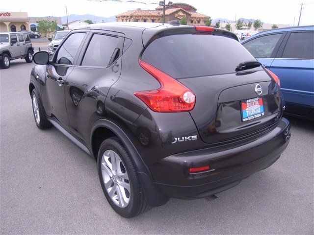 Nissan Juke 2011 photo 3