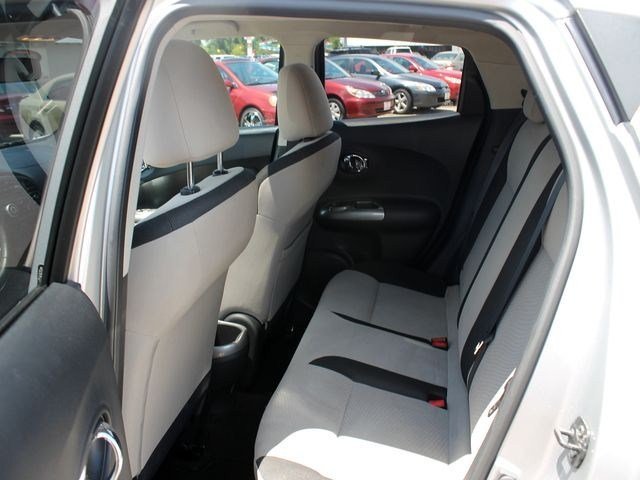 Nissan Juke 2011 photo 4