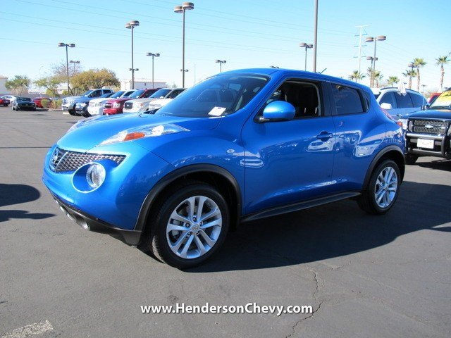 Nissan Juke 2011 photo 2