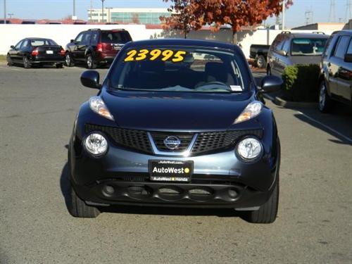 Nissan Juke 2011 photo 1