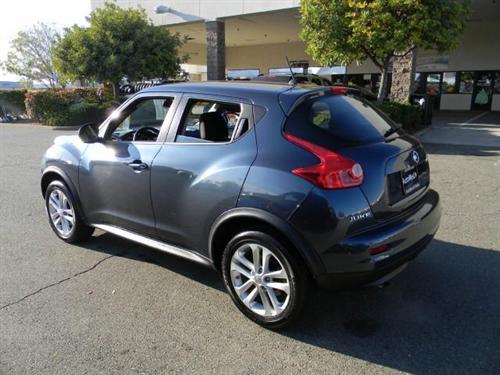 Nissan Juke 2011 photo 2