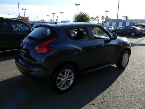 Nissan Juke 2011 photo 3